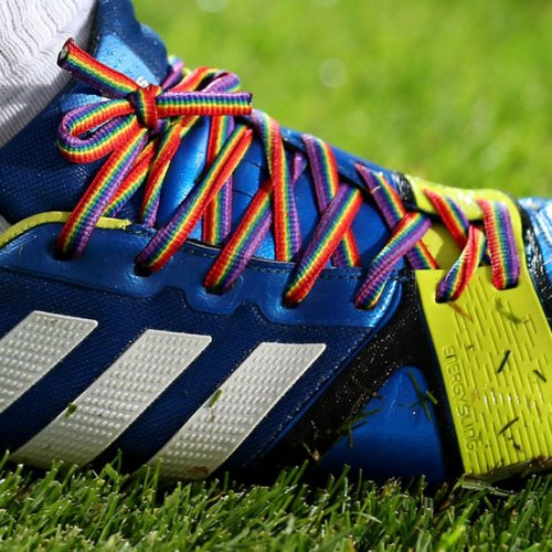 club-soccer-football-rainbow-laces-stonewall_3006260